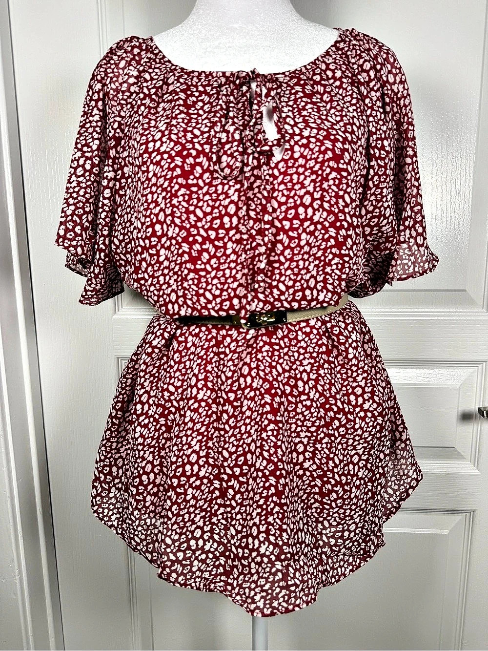 Red & White preppy colorful Animal Print Blouse Size XL